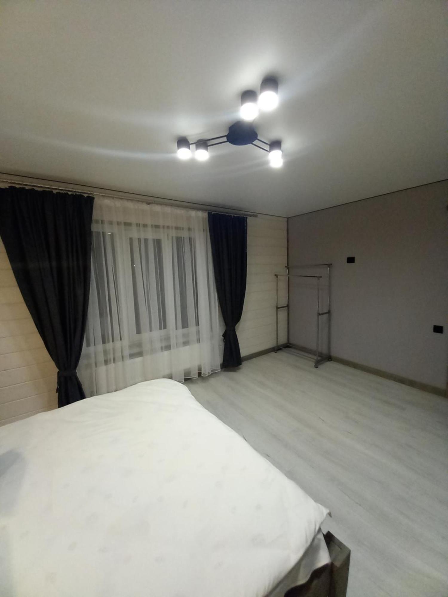 Villa Між Тростяном Та Рікою à Slavsko Chambre photo